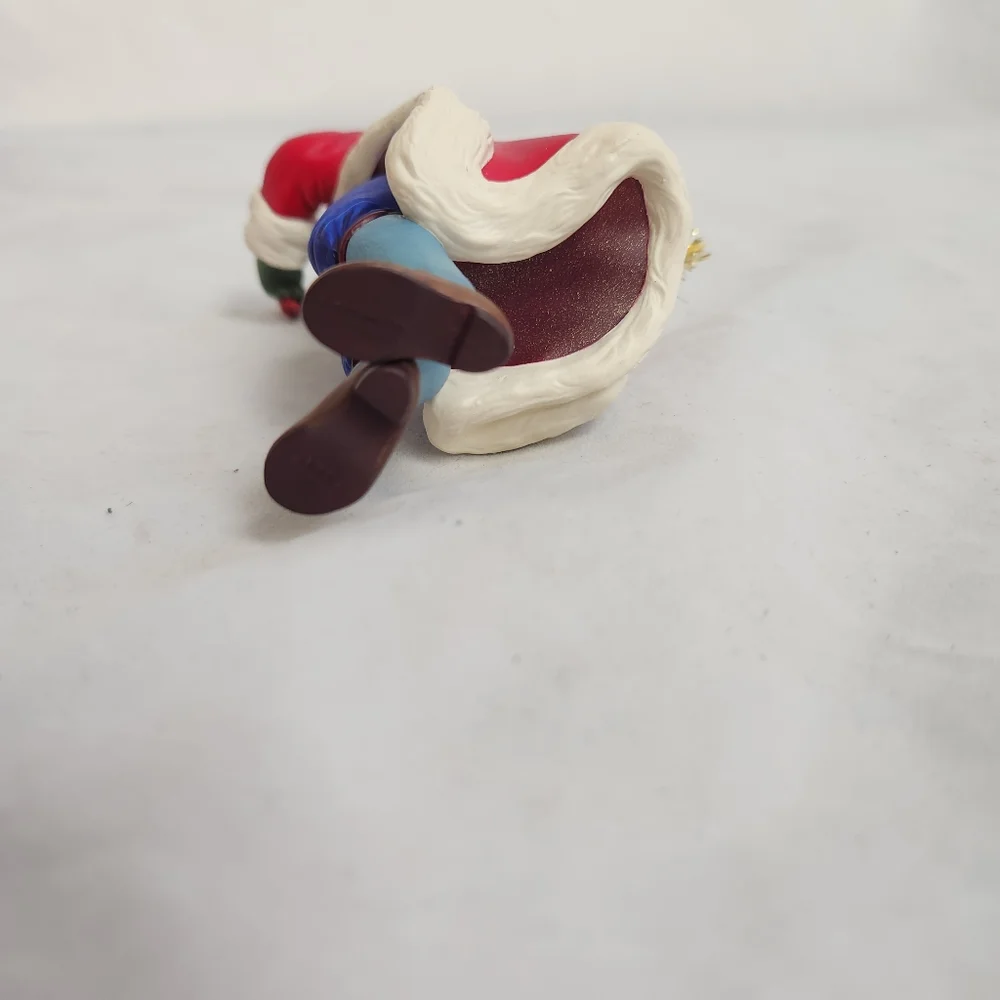 Hallmark JOYFUL SANTA Keepsake Ornament